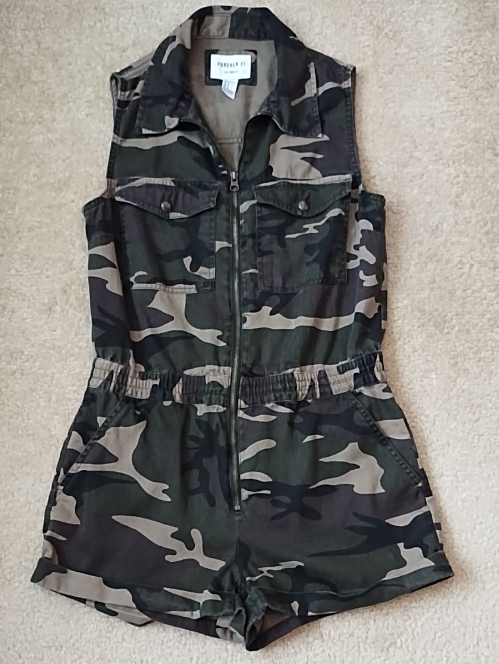 Forever 21 Camo Utility-Style Canvas Romper Size S Sleeveless Zip Up One Piece
